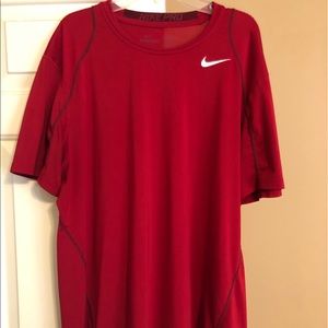 Nike Pro Tee